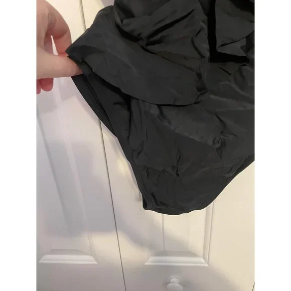 Kona Sol Women's ruffle front maillot black swimsuit NEW M - Picture 5 of 8